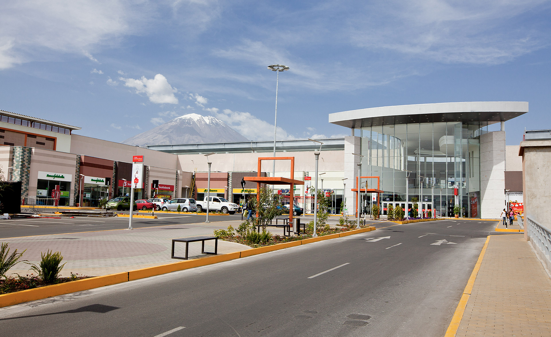 Centro Comercial Aventura Mall Plaza Arequipa Jjc Grupo